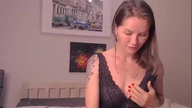 Image 2 of sofiyaruch Stream on Chaturbate on 16 days ago