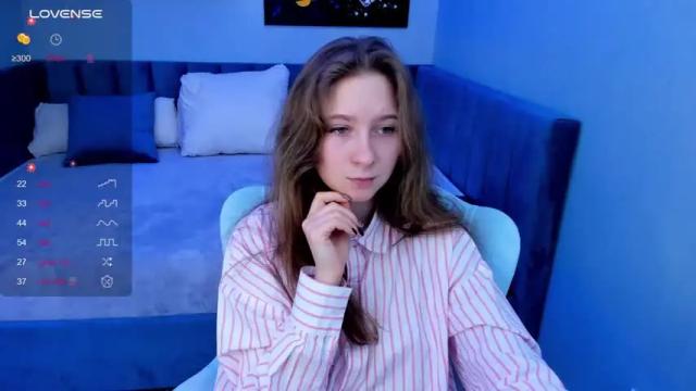 Image 2 of soft_as_a_flower Stream on Chaturbate on 15 months ago