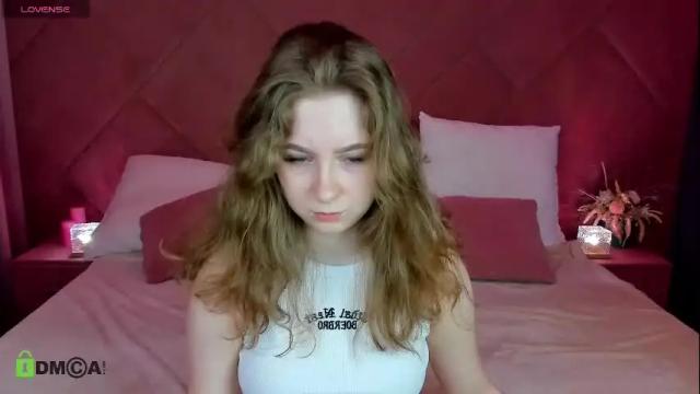 Image 7 of soft_as_a_flower Stream on Chaturbate on 1 month ago
