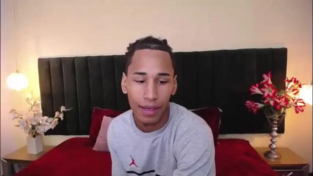 Image 2 of soft_attraction Stream on Chaturbate on 2 months ago