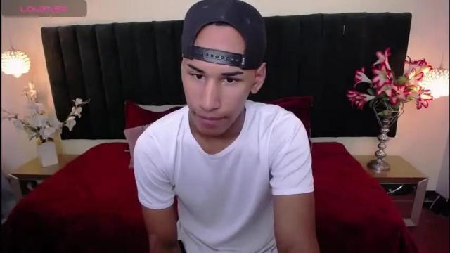 Thumbnail 1, soft_attraction's Stream at Chaturbate, 2 months ago