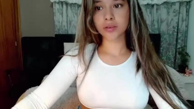 Image 7 of soft_doll_small Stream on Chaturbate on 17 months ago