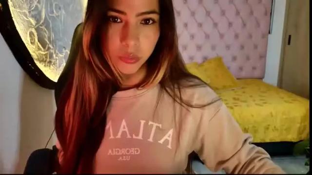 Image 2 of soft_doll_small Stream on Chaturbate on 13 days ago