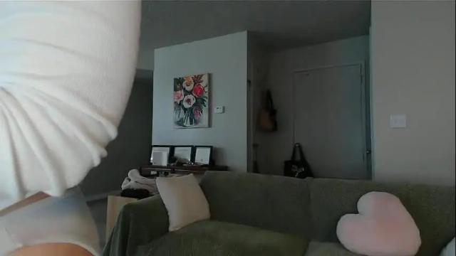 Image 10 of soft_latina Stream on Chaturbate on 27 days ago