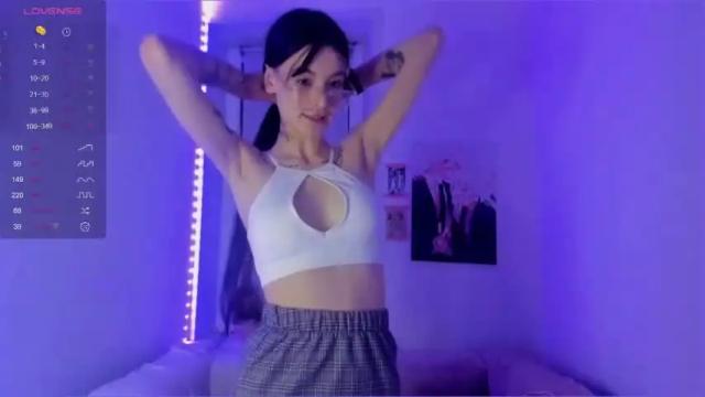 Image 4 of soft_leila Stream on Chaturbate on 18 months ago