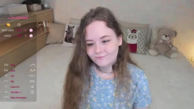Image 10 of soft_purr_kitty Stream on Chaturbate on 17 months ago