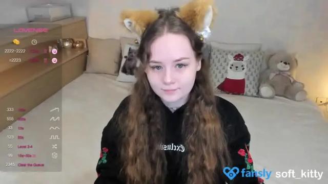 Image 6 of soft_purr_kitty Stream on Chaturbate on 16 months ago