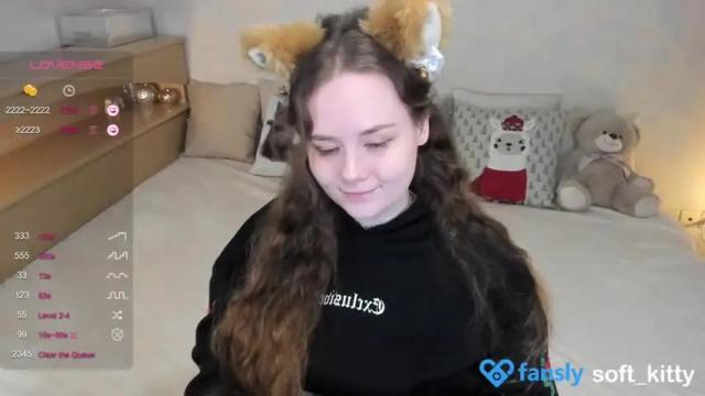 Image 8 of soft_purr_kitty Stream on Chaturbate on 16 months ago