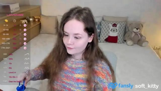 Image 3 of soft_purr_kitty Stream on Chaturbate on 15 months ago
