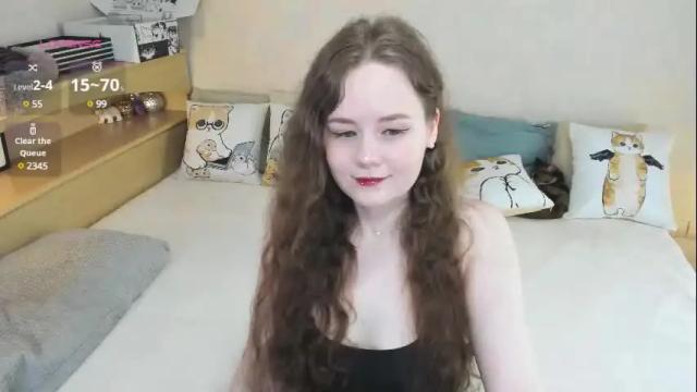 Image 2 of soft_purr_kitty Stream on Chaturbate on 7 months ago