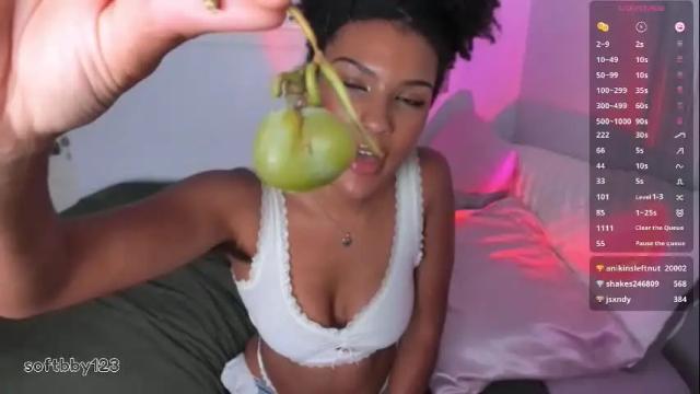 Image 4 of softbby123 Stream on Chaturbate on 2 months ago