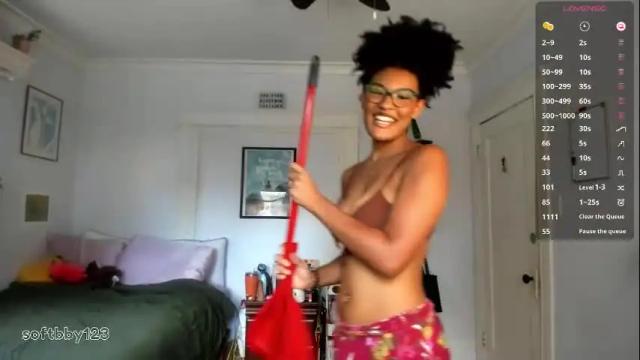 Image 8 of softbby123 Stream on Chaturbate on 2 months ago