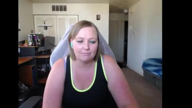 Image 7 of softerpeaches Stream on Chaturbate on 1 month ago