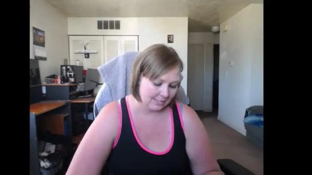 Image 2 of softerpeaches Stream on Chaturbate on 1 month ago
