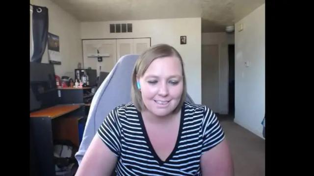 Image 2 of softerpeaches Stream on Chaturbate on 1 month ago