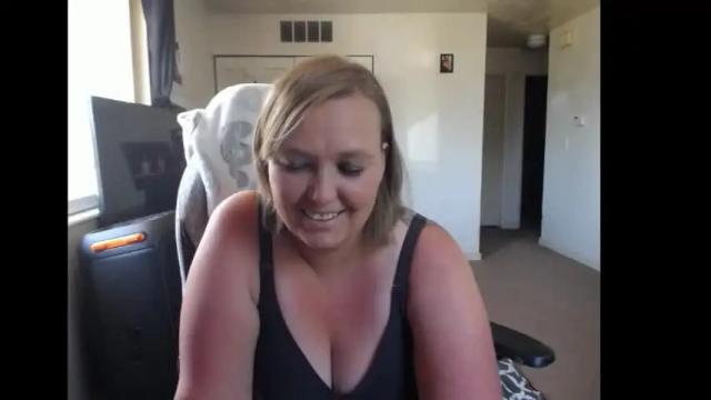 Image 4 of softerpeaches Stream on Chaturbate on 3 days ago