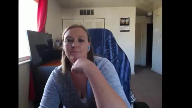 Image 4 of softerpeaches Stream on Chaturbate on 2 months ago