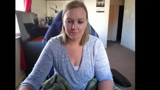 Image 6 of softerpeaches Stream on Chaturbate on 2 months ago