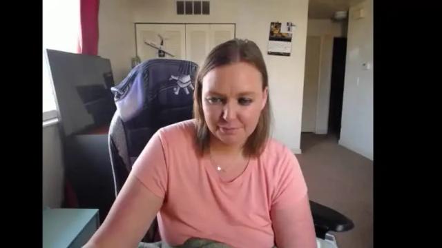 Image 10 of softerpeaches Stream on Chaturbate on 2 months ago