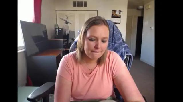 Image 3 of softerpeaches Stream on Chaturbate on 2 months ago