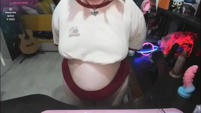 Image 2 of softie_sofy Stream on Chaturbate on 1 month ago