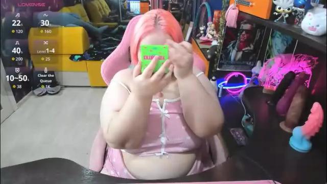 Image 6 of softie_sofy Stream on Chaturbate on 20 days ago