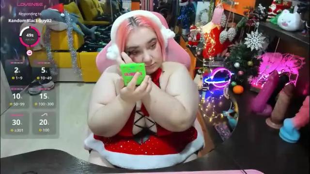 Image 3 of softie_sofy Stream on Chaturbate on 20 days ago