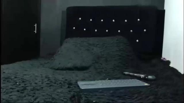 Image 2 of sofy_dep Stream on Chaturbate on 4 months ago