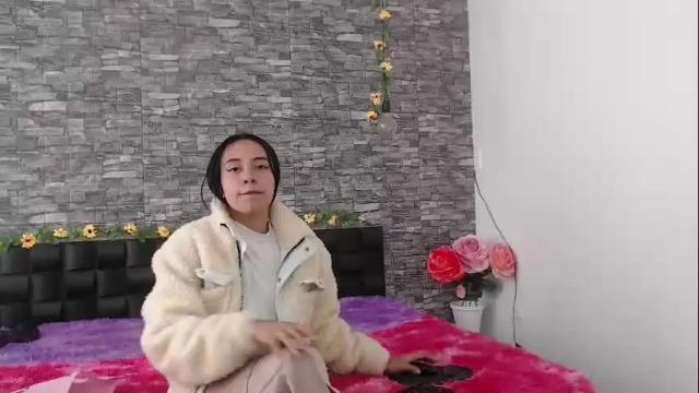 Image 6 of sofy_sinner Stream on Chaturbate on 8 months ago