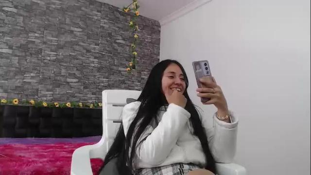 Image 4 of sofy_sinner Stream on Chaturbate on 8 months ago