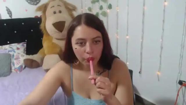 Image 12 of sofyaablonde Stream on Chaturbate on 12 months ago