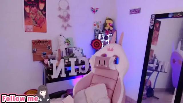 Image 2 of sol_amarilla_ Stream on Chaturbate on 14 months ago