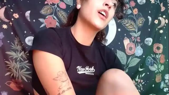 Image 11 of sol_amarilla_ Stream on Chaturbate on 1 month ago