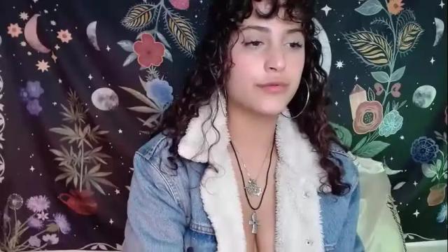 Thumbnail 3, sol_amarilla_'s Stream at Chaturbate, 1 month ago