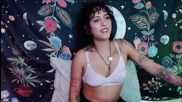 Thumbnail 1, sol_amarilla_'s Stream at Chaturbate, 25 days ago