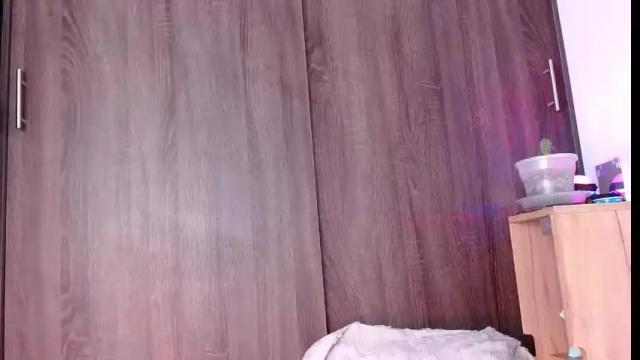 Image 2 of sol_amarilla_ Stream on Chaturbate on 11 days ago