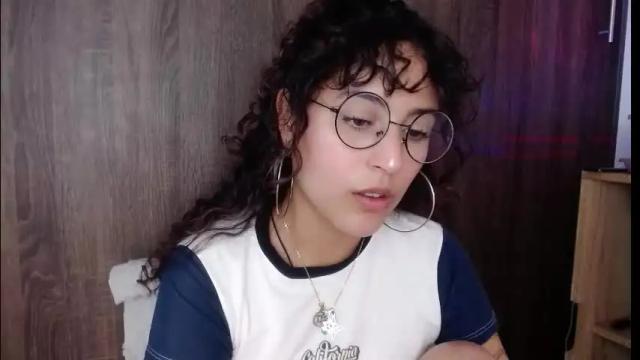 Image 8 of sol_amarilla_ Stream on Chaturbate on 6 days ago