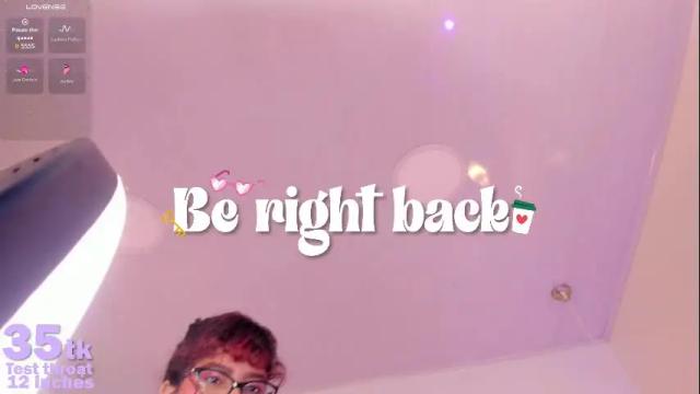Image 2 of sol_angell Stream on Chaturbate on 1 month ago