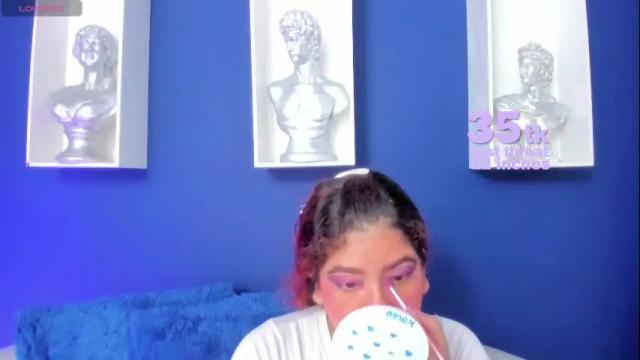 Image 2 of sol_angell Stream on Chaturbate on 1 month ago