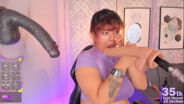 Image 2 of sol_angell Stream on Chaturbate on 11 days ago