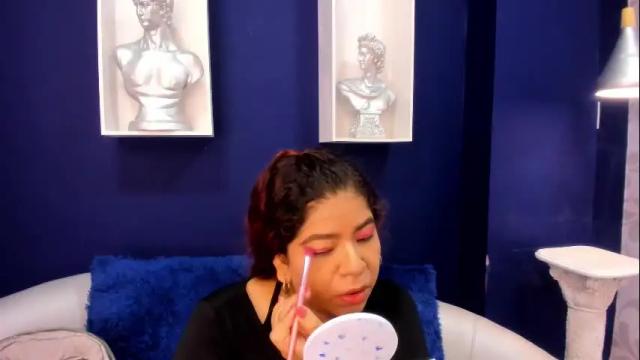 Image 2 of sol_angell Stream on Chaturbate on 9 days ago