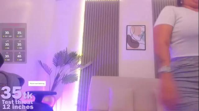 Image 2 of sol_angell Stream on Chaturbate on 2 days ago