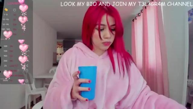 Image 4 of sol_lunaa23 Stream on Chaturbate on 16 months ago