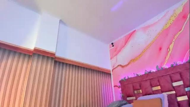 Image 2 of sol_stephanny Stream on Chaturbate on 1 month ago