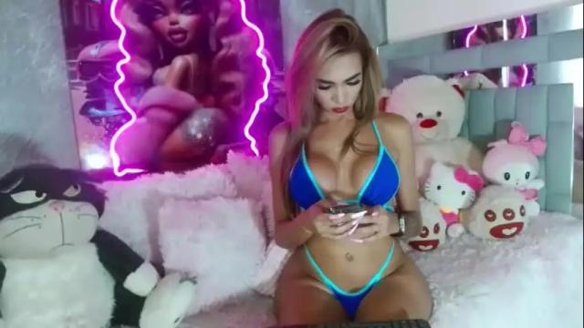 Image 2 of solange_koi Stream on Chaturbate on 26 days ago