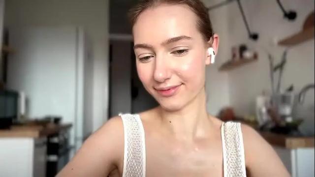Image 12 of solar_bella Stream on Chaturbate on 1 month ago