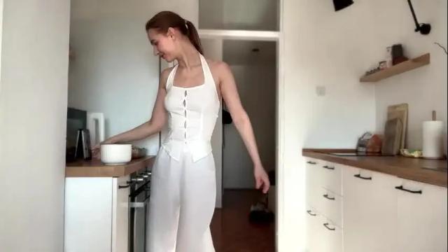 Image 7 of solar_bella Stream on Chaturbate on 1 month ago