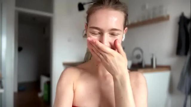 Image 3 of solar_bella Stream on Chaturbate on 1 month ago