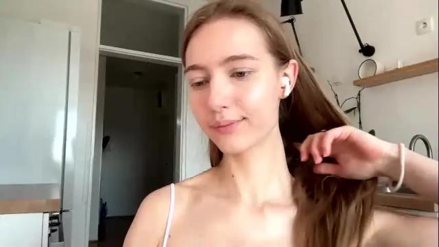 Image 12 of solar_bella Stream on Chaturbate on 22 days ago