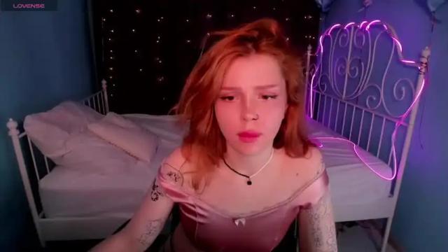 Image 11 of solarginger Stream on Chaturbate on 16 months ago